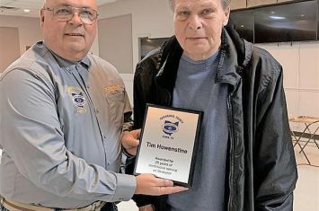 Howenstine honored with award