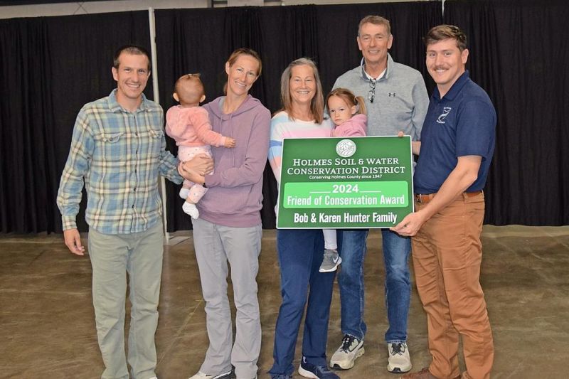 Hunter family honored at Holmes SWCD’s annual meeting