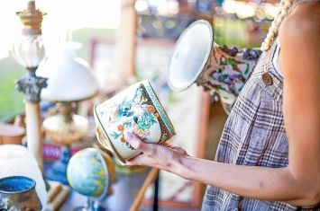 Inaugural flea, vintage market to  benefit New Phila development