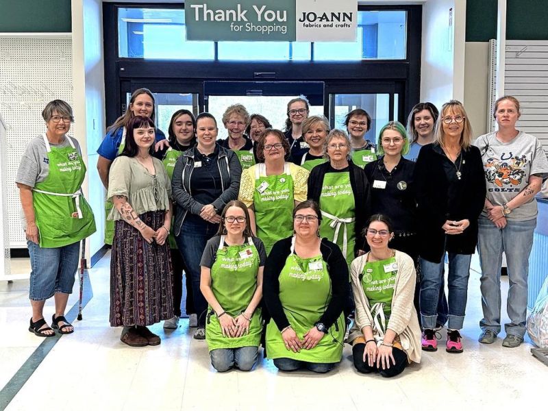 Jo-Ann employees  bid farewell to store