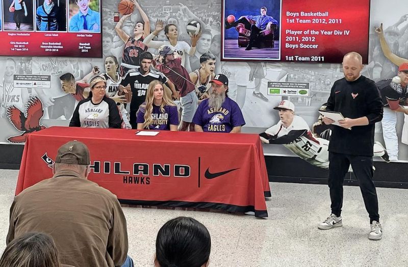 Joplin Yoder latest Lady Hawk to head west to Ashland U.