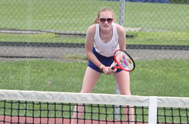 Lady Knights piling up tennis wins