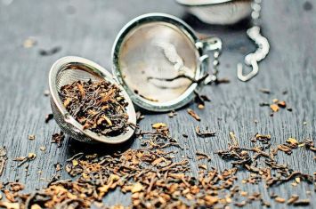 Learn about blending winter herbal teas