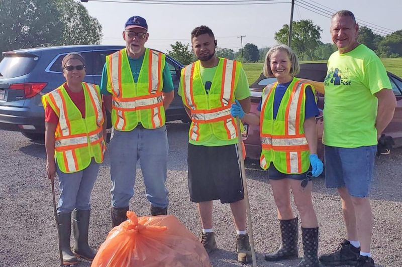 Lions clean up highway