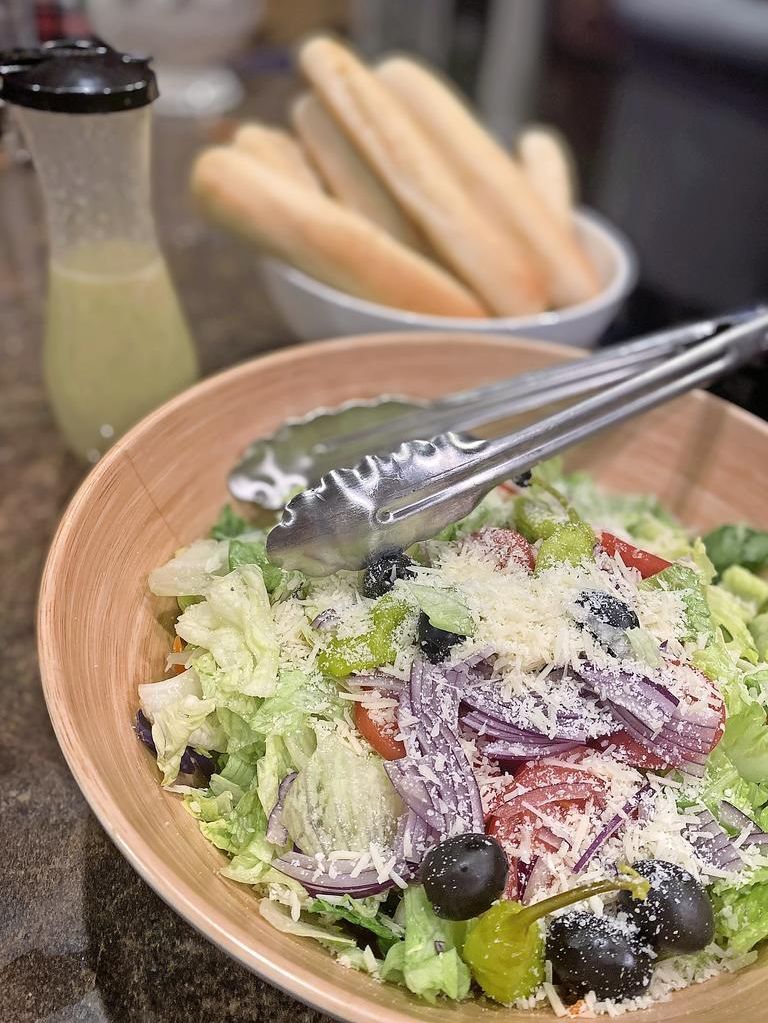 Make this popular chain restaurant salad at home