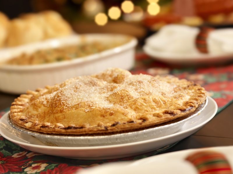 Make Zoar’s dried apple schnitz pie
