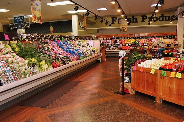 Making It Easy: Makos Market and Pharmacy