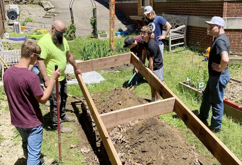 McMillen’s crew, Ripley Garden Club invest in Garden of Hope