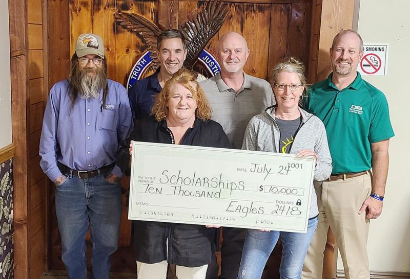 Millersburg Eagles dole out $10,000 in scholarships