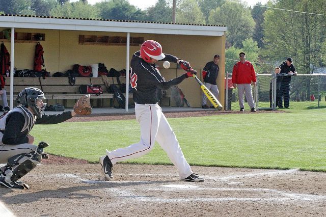 Mullet a whizz in Hilands 8-1 Sectional win over Rosecrans