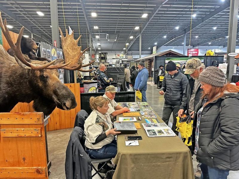 NE Ohio Sportsman Show heats up Mt. Hope on chilly weekend