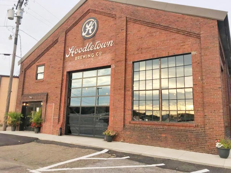 New brewery plays host to trivia fundraiser in Dover