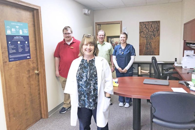 Nurse practitioner brings self-pay medical care to area