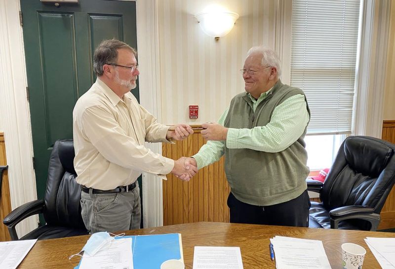Holmes commissioners excited about year ahead