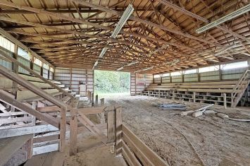 Park district board discusses Sapp’s Run show barn