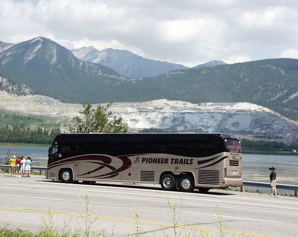 Pioneer Trails takes over former Coach USA terminal in Parkersburg