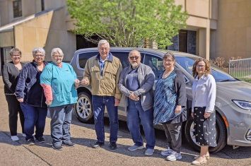 Pomerene Hospital Auxiliary donates minivan
