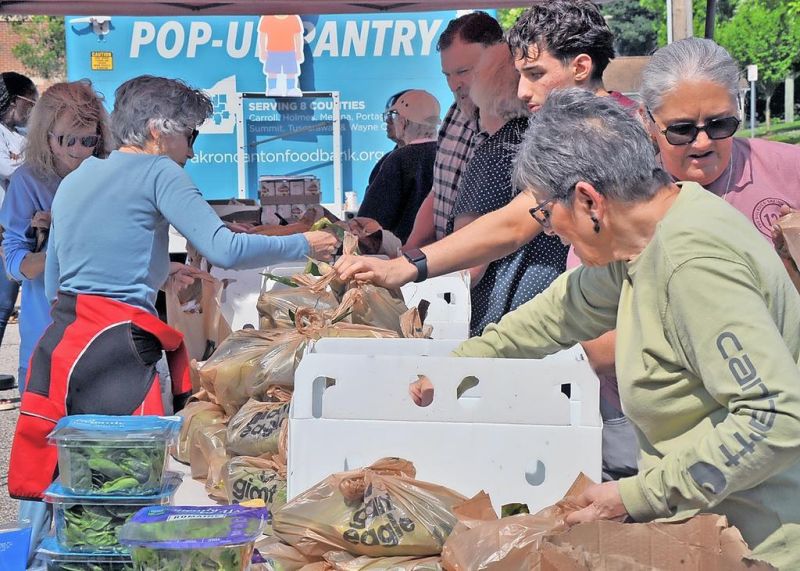 Pop-up pantries fighting food insecurity in Wayne County