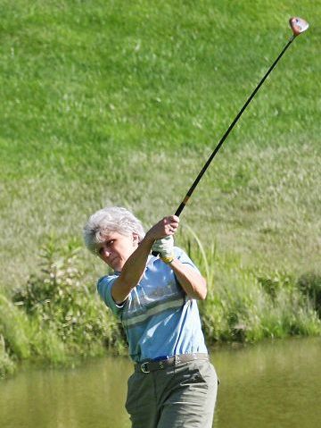Record setting golfer stays blazing hot through record setting temperatures