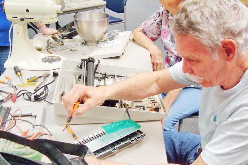 Repair Cafe reduces waste, builds community
