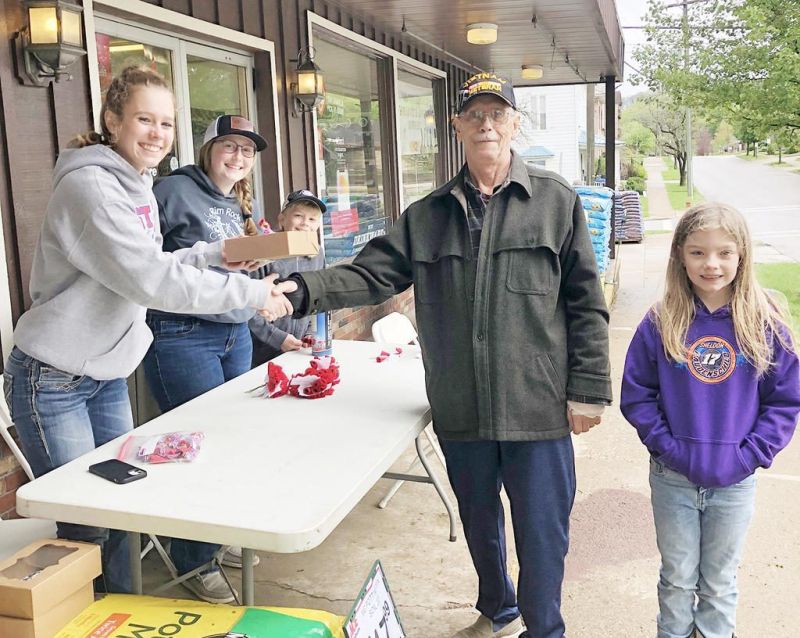 Rim Rock Riders 4-Hers connect with veterans