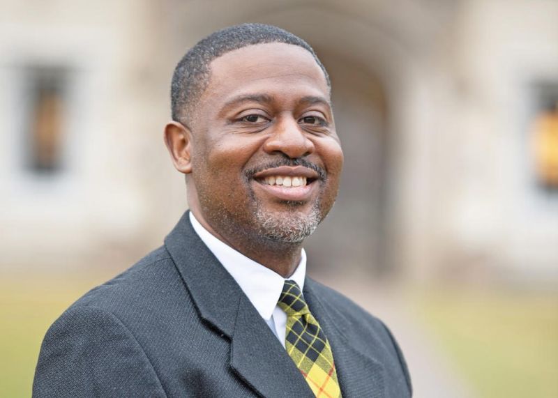 Russell to give Wooster’s commencement address