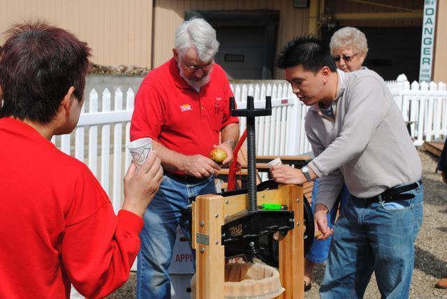 Sales, samples and surprises at Lehmans Fall Festival