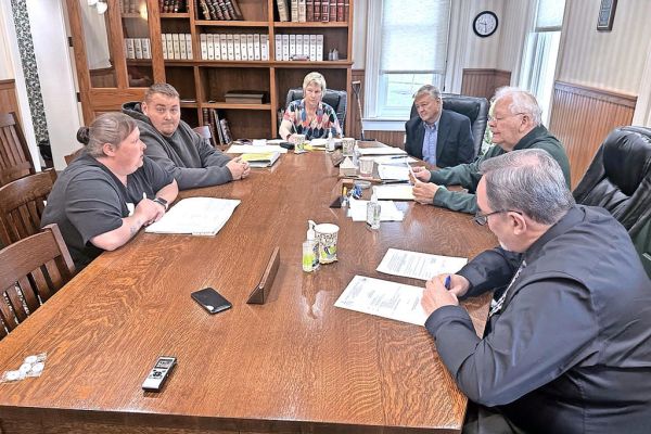 Senior center returns to polls in hopes of staying afloat