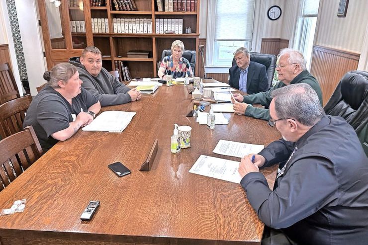 Senior center returns to polls in hopes of staying afloat