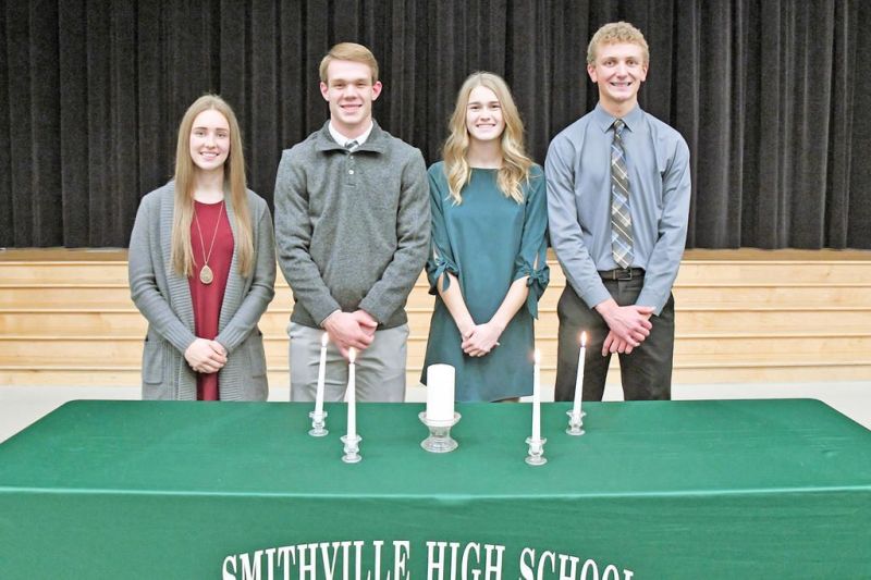 Smithville High inducts 22 into NHS