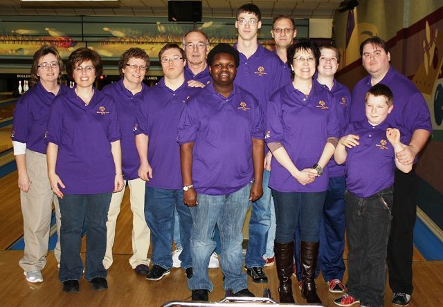 Special Olympics unified bowlers head to Baton Rouge