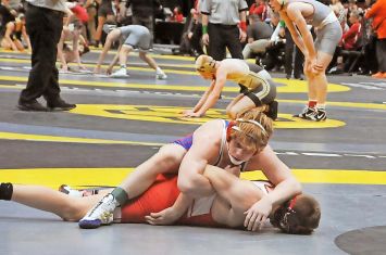 West Holmes' Loudon Dixon wins state wrestling title