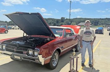 Strasburg Lions Club Car Show draws nearly 100 entries