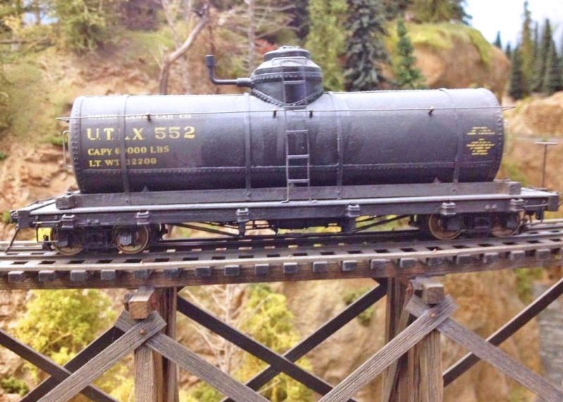 The history of locomotives, railcars and railroad logistics