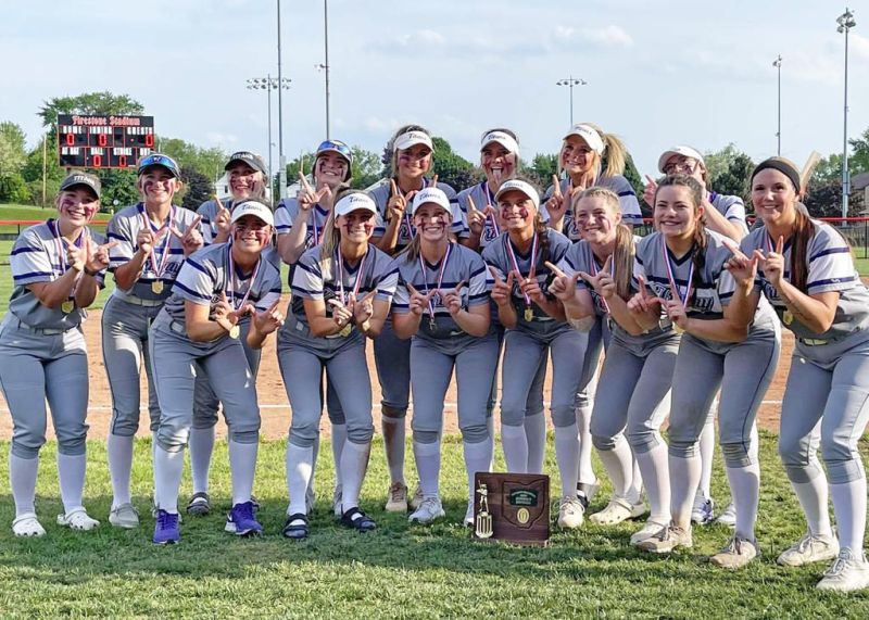 Titans dominate district, roll into regional final