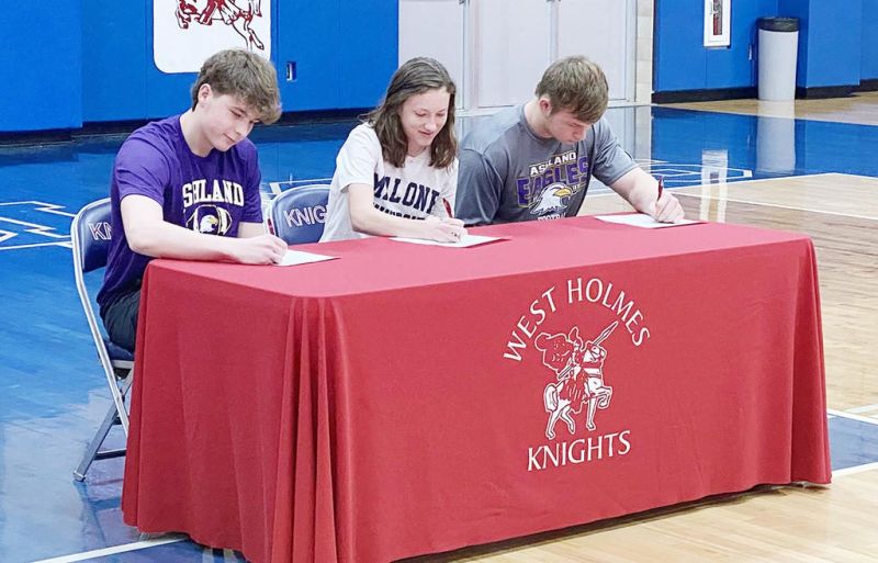 Trio of Knights sign college letters of intent