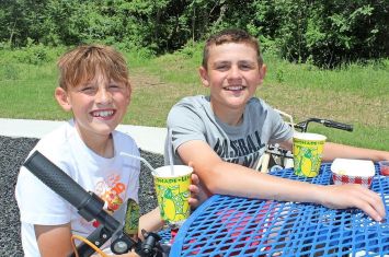 Tusky dedicates new food truck park