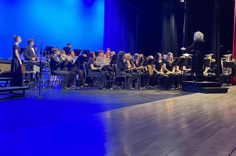 Tusky Valley unveils a new performing arts center
