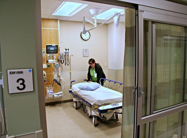 Union Hospital Lauren Emergency Center is open