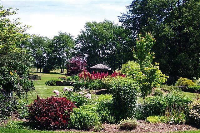 Unique Gardening: Quailcrest Farm