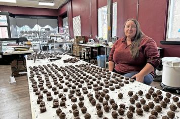 Troyer puts the ‘chocolate’ in chocolate walk