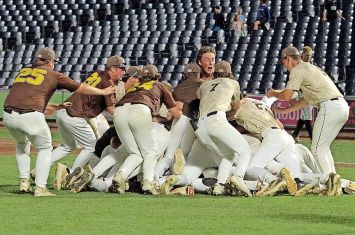 Waynedale finishes unfinished business in championship style