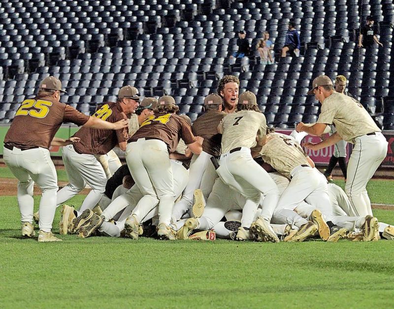 Waynedale finishes unfinished business in championship style