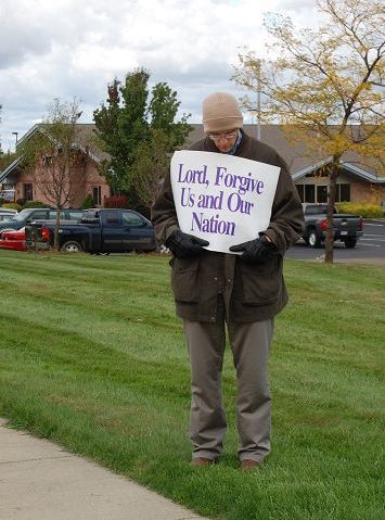 Wooster Life Chain raises awareness