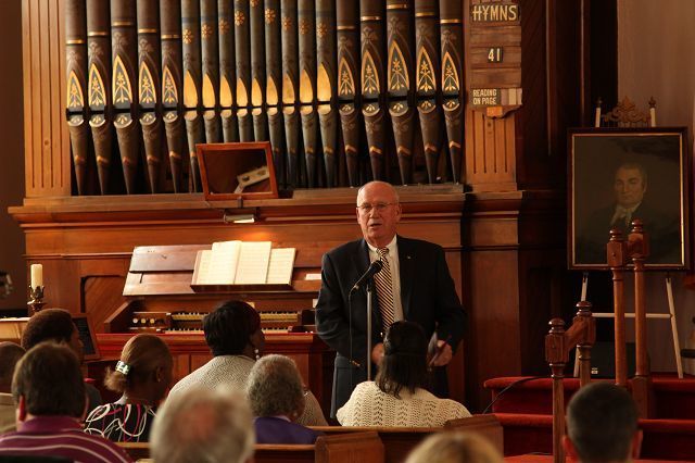 Woosters oldest church marks 200 years