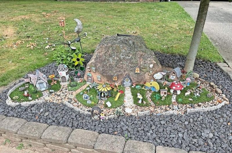Wooster woman creates fairy community in her front yard