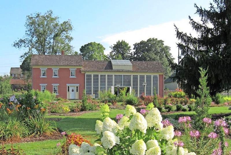 Zoar leads way in new museum association